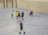 Zaalvoetbal ST S.K.N.W.K./D.Z.C. '09 JO15-1 en JO15-2 in Laco Sportcentrum te Zierikzee (05-01-2024) (37/101)